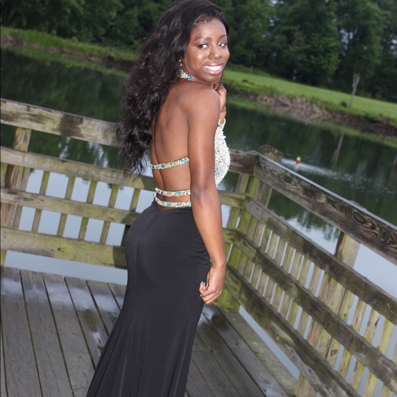 PROM DRESS - Picture 1 of 8
